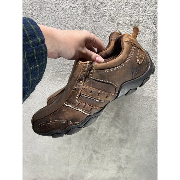 Men's Skechers 7.5 Glides Docklands slip on loafers brown leather relaxed fit - Picture 3 of 8